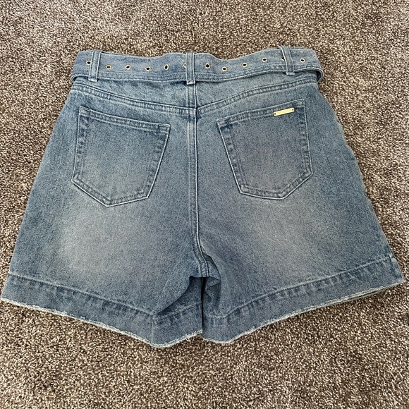 Michael Kors Belted Denim Shorts - Picture 3 of 8